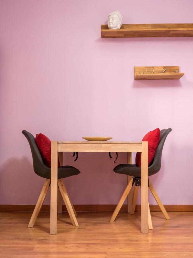 The Best Rent - Studio Nearby Sant'Agostino Metro Milan Exterior photo